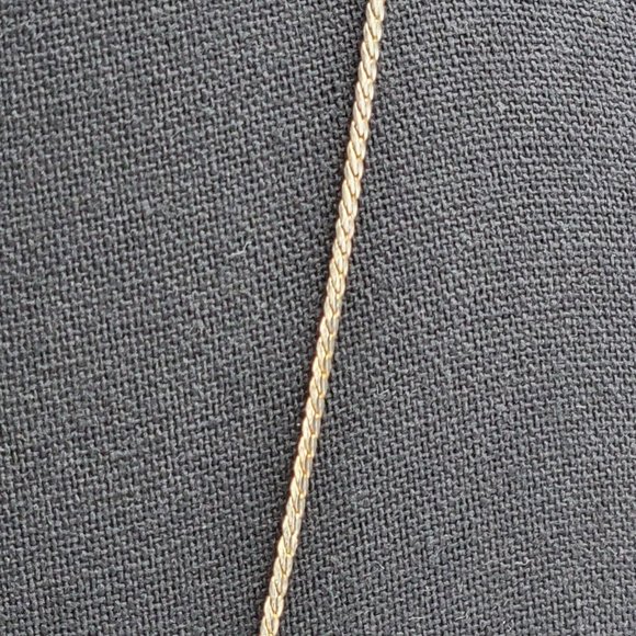 Womens Silver Tone Chain Fashion Necklace Teardrop Crystal Pendant 17 in - Picture 5 of 8